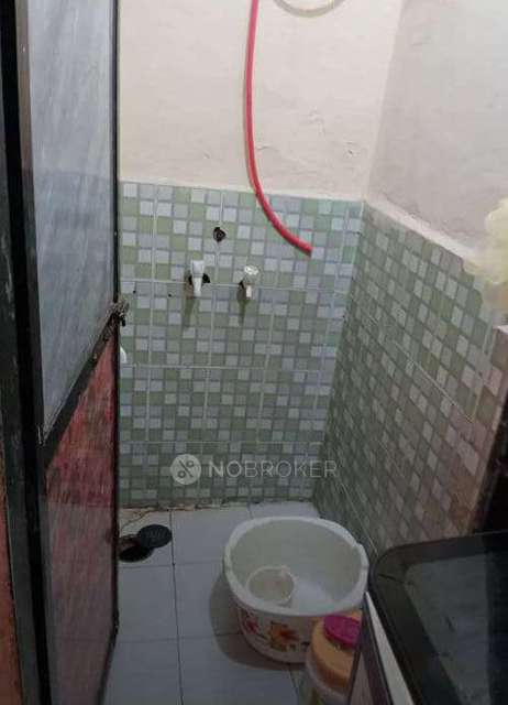 1 BHK Flat In Maheek Manzil For Sale  In  Kopar Khairane, 