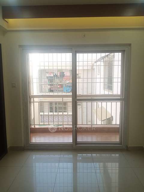 2 BHK Flat In Vaishnav Silver Bells For Sale  In Varthur