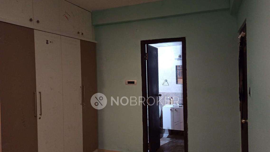 2 BHK Flat In Vaishnav Silver Bells For Sale  In Varthur