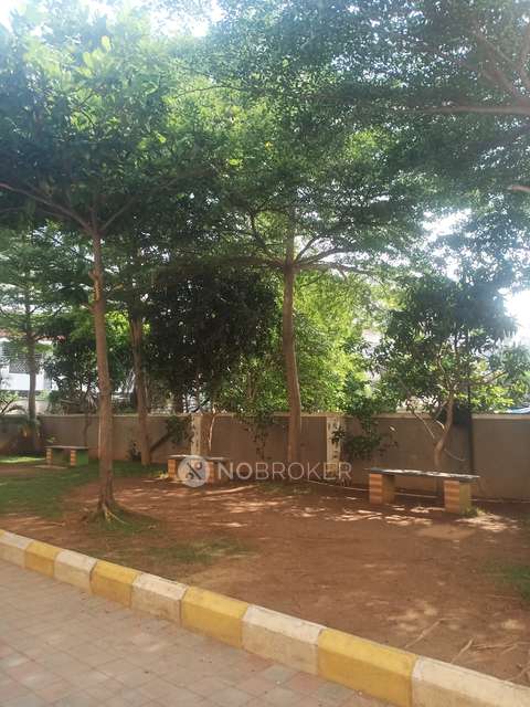 2 BHK Flat In Vaishnav Silver Bells For Sale  In Varthur