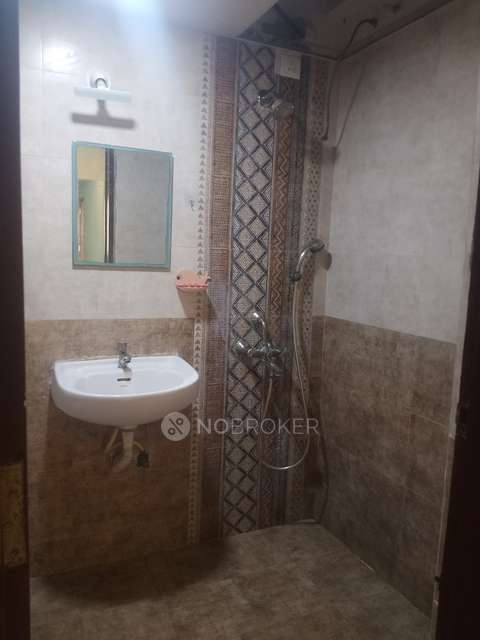 2 BHK Flat In Vaishnav Silver Bells For Sale  In Varthur