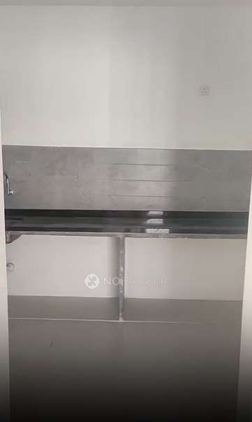 2 BHK Flat In Roshan Milestone for Rent  In Tathawade