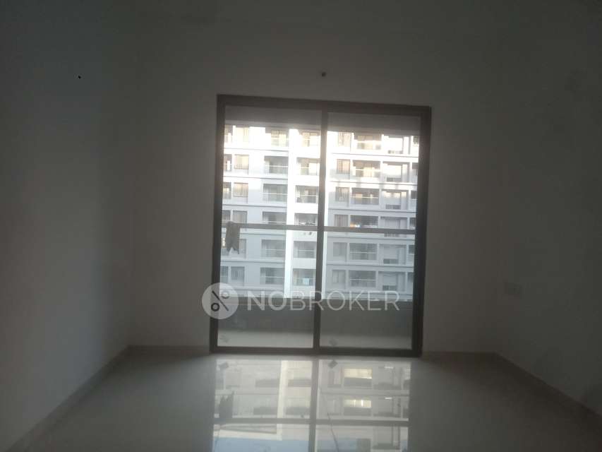 2 BHK Flat In Roshan Milestone for Rent  In Tathawade