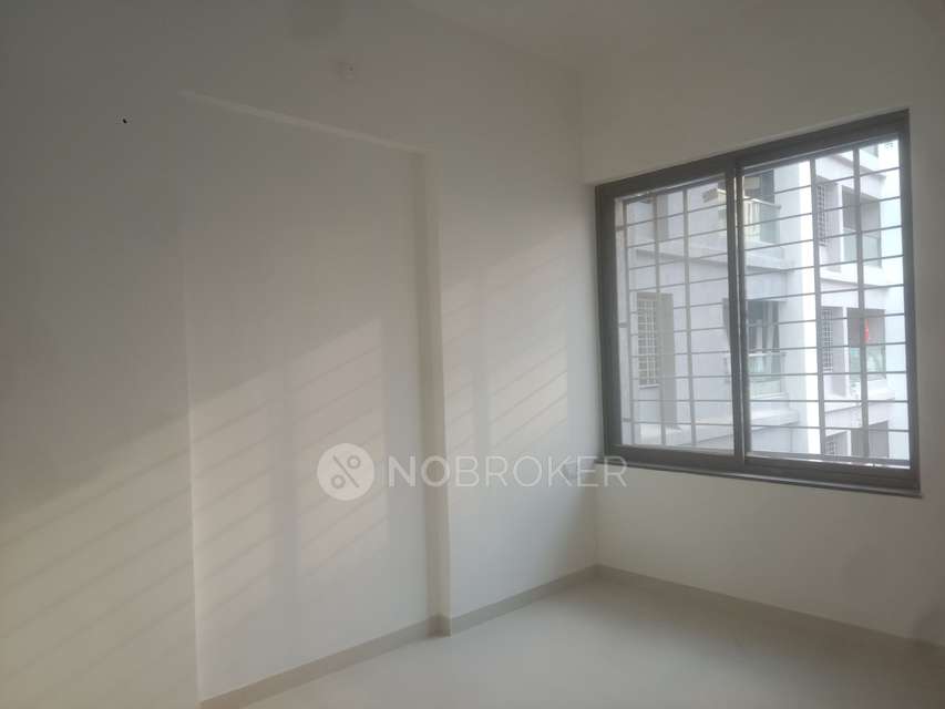 2 BHK Flat In Roshan Milestone for Rent  In Tathawade