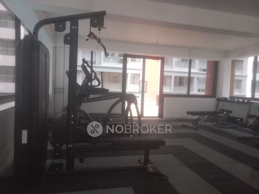 2 BHK Flat In Roshan Milestone for Rent  In Tathawade