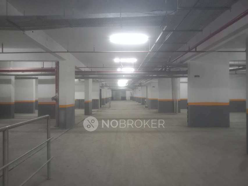 2 BHK Flat In Roshan Milestone for Rent  In Tathawade