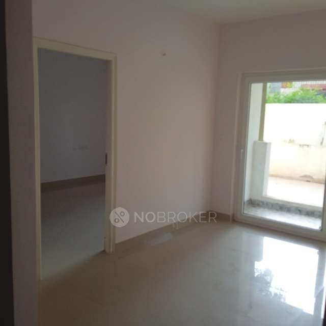 2 BHK Flat In Mahaveer Amaze For Sale  In Kadugodi