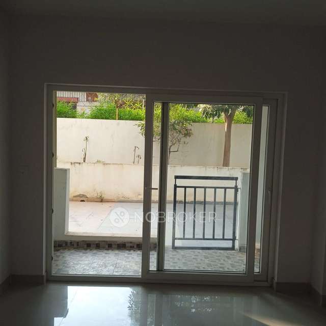 2 BHK Flat In Mahaveer Amaze For Sale  In Kadugodi
