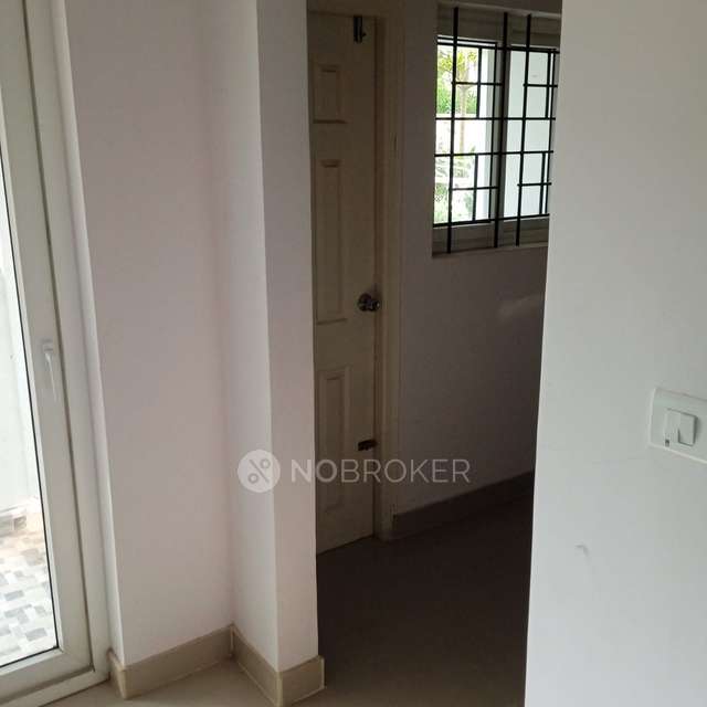 2 BHK Flat In Mahaveer Amaze For Sale  In Kadugodi