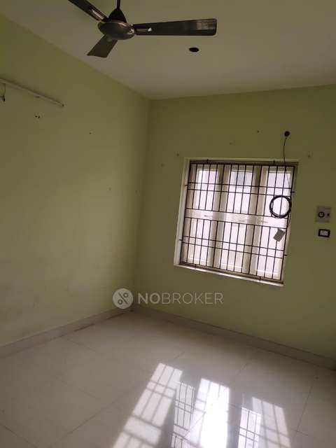 1 BHK Flat In Vgk Snow Berry for Rent  In Vgk Snow Berry