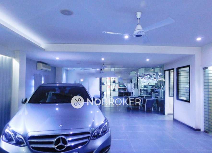 Showroom in Karol Bagh , Delhi for sale 