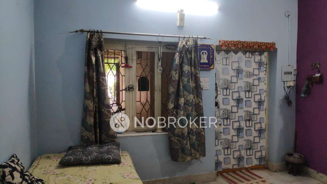 2 BHK Flat In Mr Towers For Sale  In Bowenpally