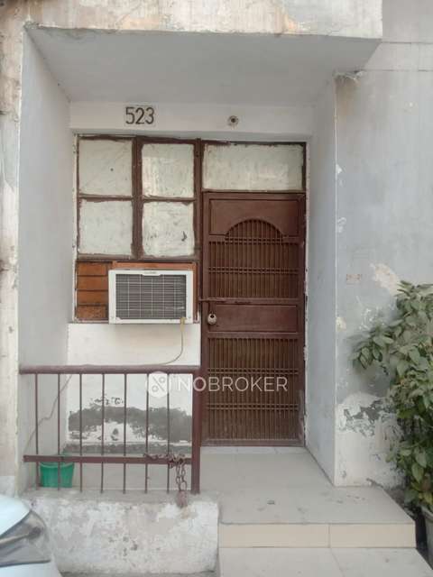 1 BHK Flat In Shaheed Bhagat Singh Dda Apartment For Sale  In Dwarka