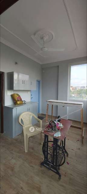 3 BHK Flat In Mahashakthi Nilayam    For Sale  In Madhapur