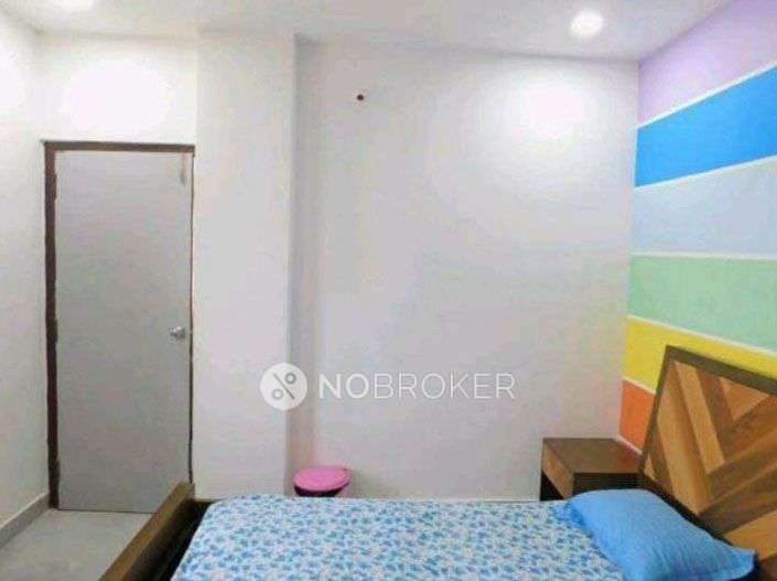 3 BHK Flat In Mahashakthi Nilayam    For Sale  In Madhapur