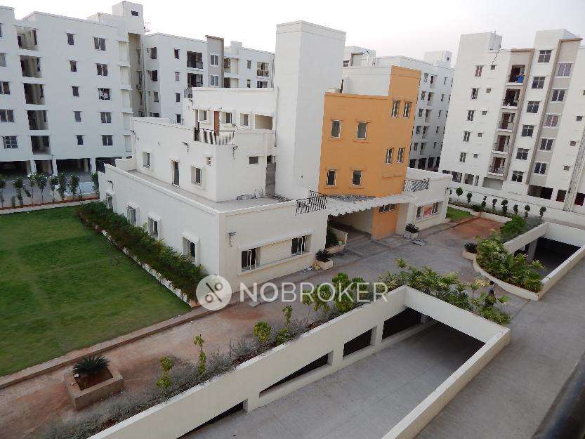 3 BHK Flat In Indu Aranya Pallavi For Sale  In Nagole