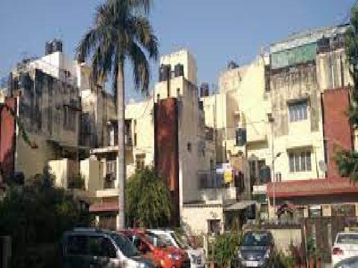 golf veiw apartment Saket Rent WITHOUT BROKERAGE Semifurnished 3 BHK