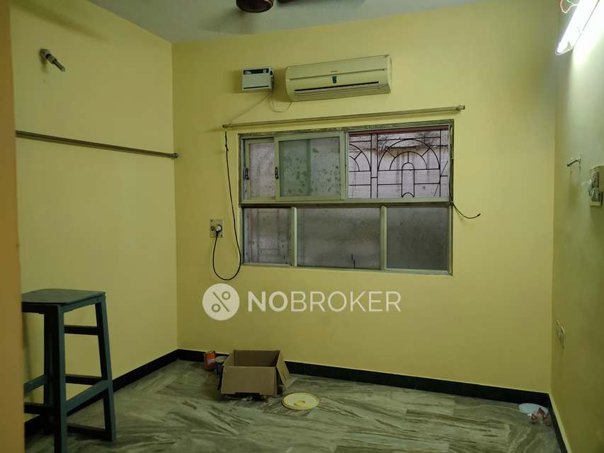 2 BHK Flat In Sidhartha Apartments  For Sale  In Choolai Bus Stop