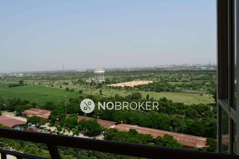 2 BHK Flat In Jaypee Aman, Sector 151 For Sale  In Sector 151
