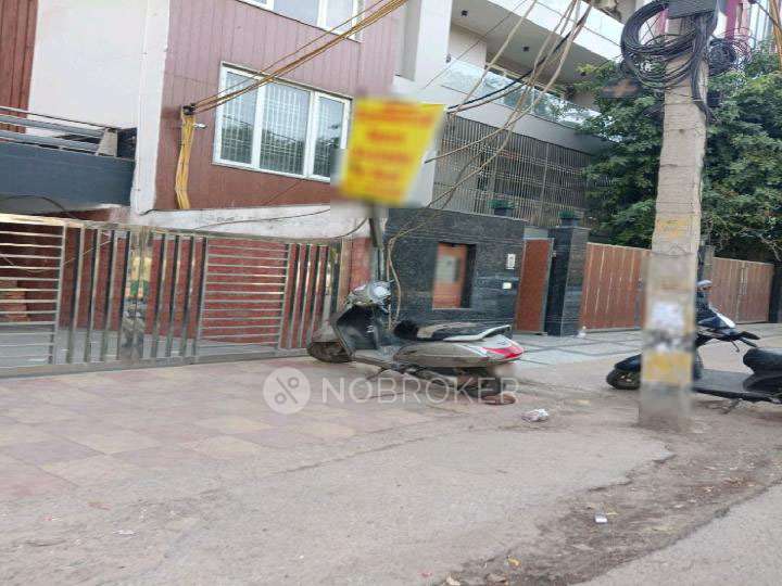 Showroom in  Karol Bagh, Delhi for Rent 