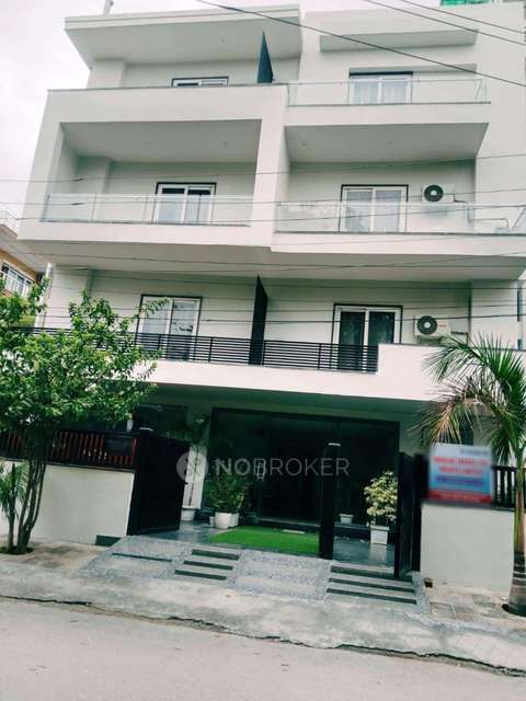 PG for Girls in Sector 47