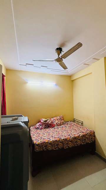 2 BHK Flat For Sale  In Mayur Vihar