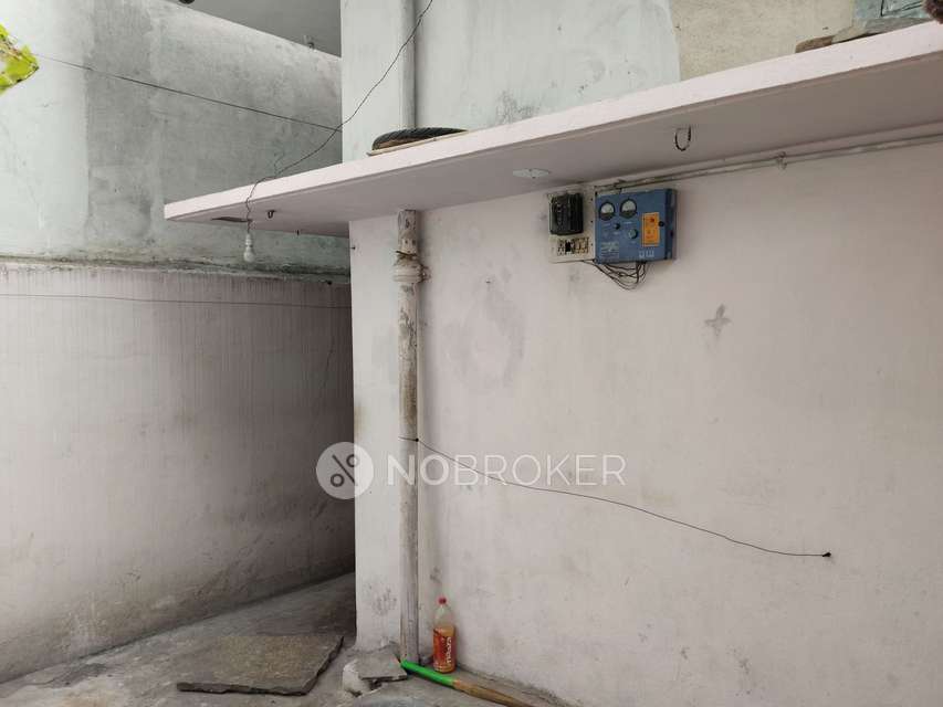 3 BHK House For Sale  In Amberpet