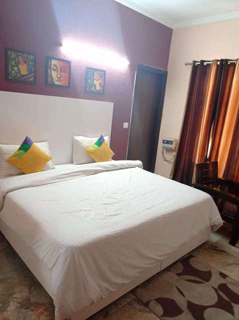 PG for Anyone in Sector 55