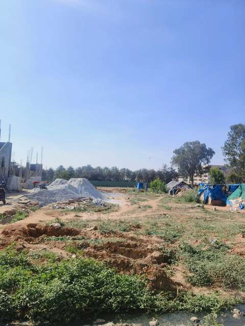 Plot For Sale  In Banjara Layout Main Road