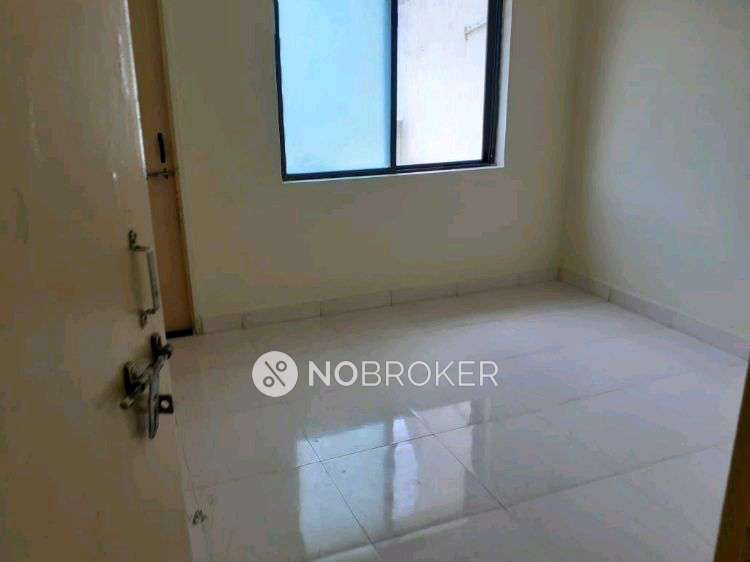 2 BHK Flat In Laxmi Nagar Society for Rent  In Dhanori