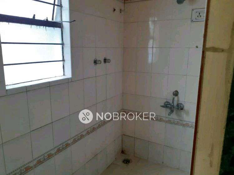 2 BHK Flat In Laxmi Nagar Society for Rent  In Dhanori