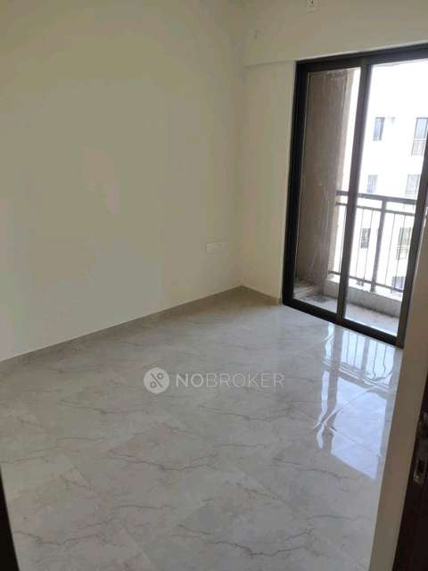 2 BHK Flat In Sunteck Westworld For Sale  In Naigoan East