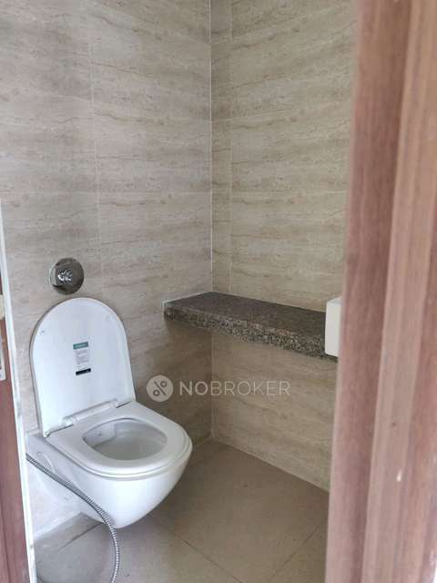 2 BHK Flat In Sunteck Westworld For Sale  In Naigoan East