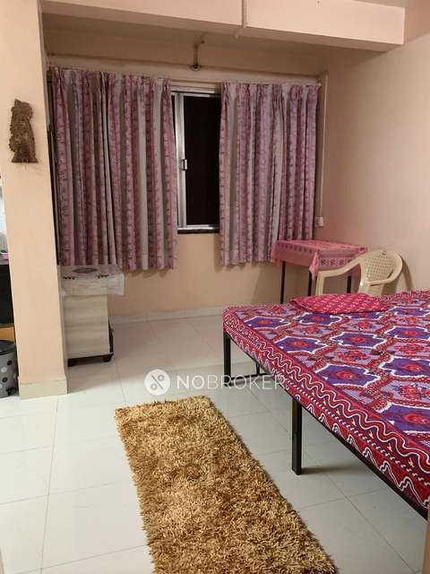 1 RK Flat In Popular Heights 4 for Rent  In Koregaon Park -... Shared Room