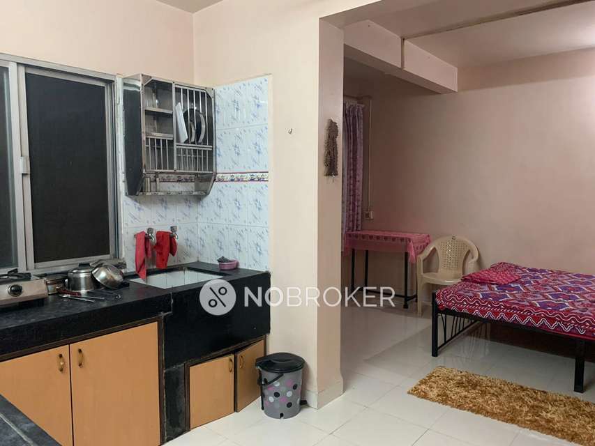 1 RK Flat In Popular Heights 4 for Rent  In Koregaon Park -... Shared Room