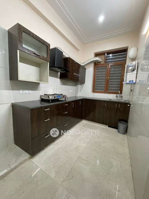 1 BHK Flat for Rent  In Sector 43