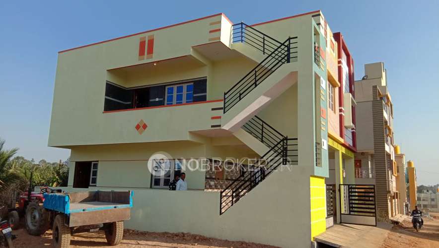 2 BHK House for Lease  In Thotada Guddadhalli Village