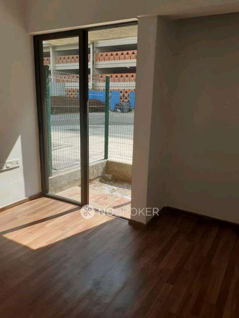 2 BHK Flat In Lodha Lakeshore Greens For Sale  In Dombivli