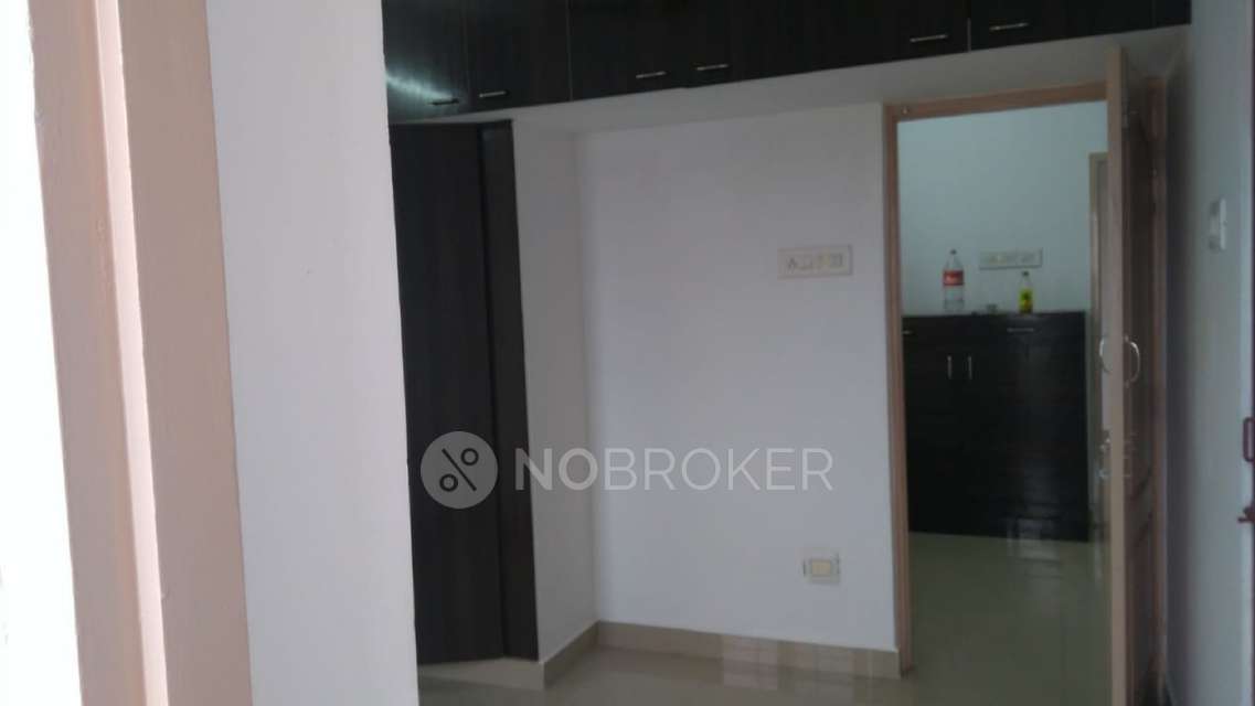 2 BHK Flat In Svvd Thistle For Sale  In Ayappakkam