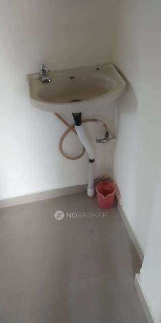 1 BHK Flat In Standalone Building  for Rent  In Mundhwa