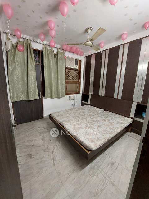 2 BHK Flat In Standalone Building  For Sale  In Kotla Mubarakpur, South Extension Part 1