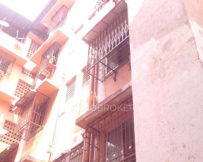 1 BHK Flat In Moin Apartment For Sale  In Shibli Nagar