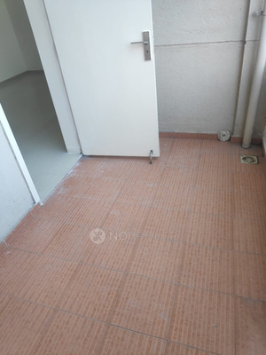 2 BHK Flat In Sancheti Belcastel for Rent In Mundhwa