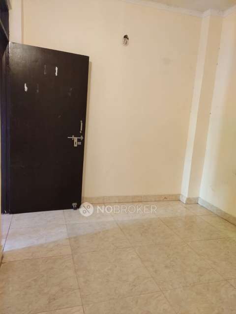 2 BHK Flat In Apartment For Sale  In Kakrola