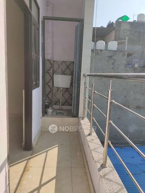2 BHK Flat In Apartment For Sale  In Kakrola