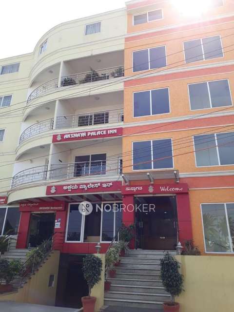 2 BHK Flat In Akshya Palace  for Rent  In  Neelasandra