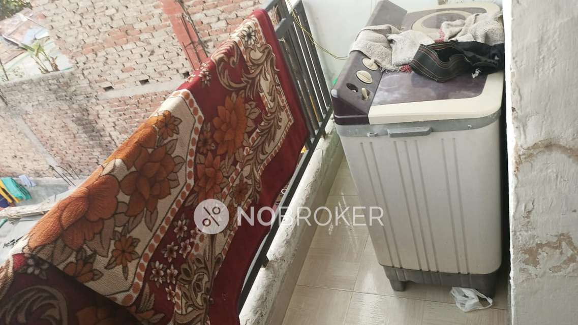 1 RK Flat In Standalone Builidng For Sale  In  Pul Prehlad Pur