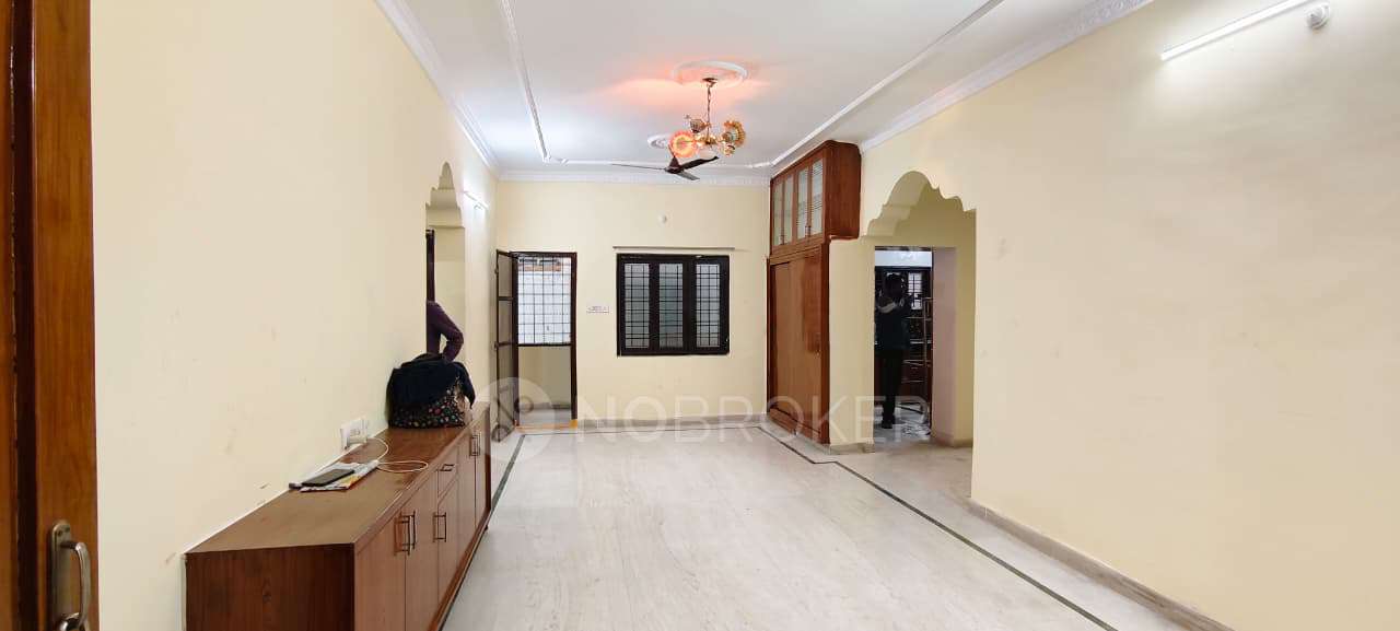 3 BHK Flat In Srinath Towers for Rent  In  Pragathi Nagar, H