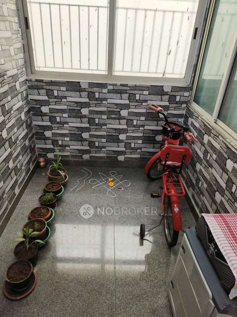 2 BHK Flat In R.k.garden For Sale  In Banashankari