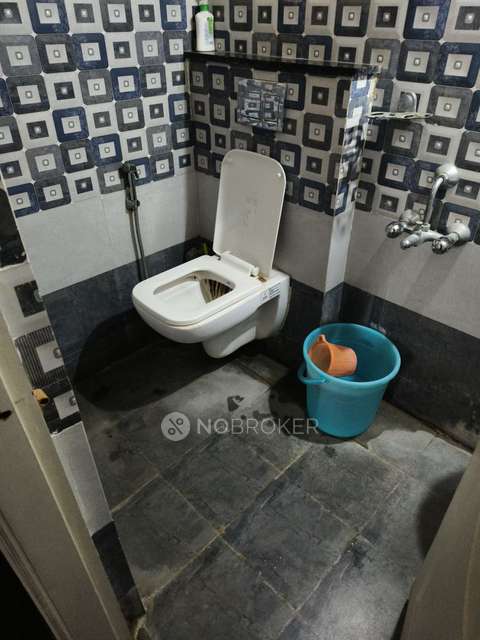 2 BHK Flat In R.k.garden For Sale  In Banashankari